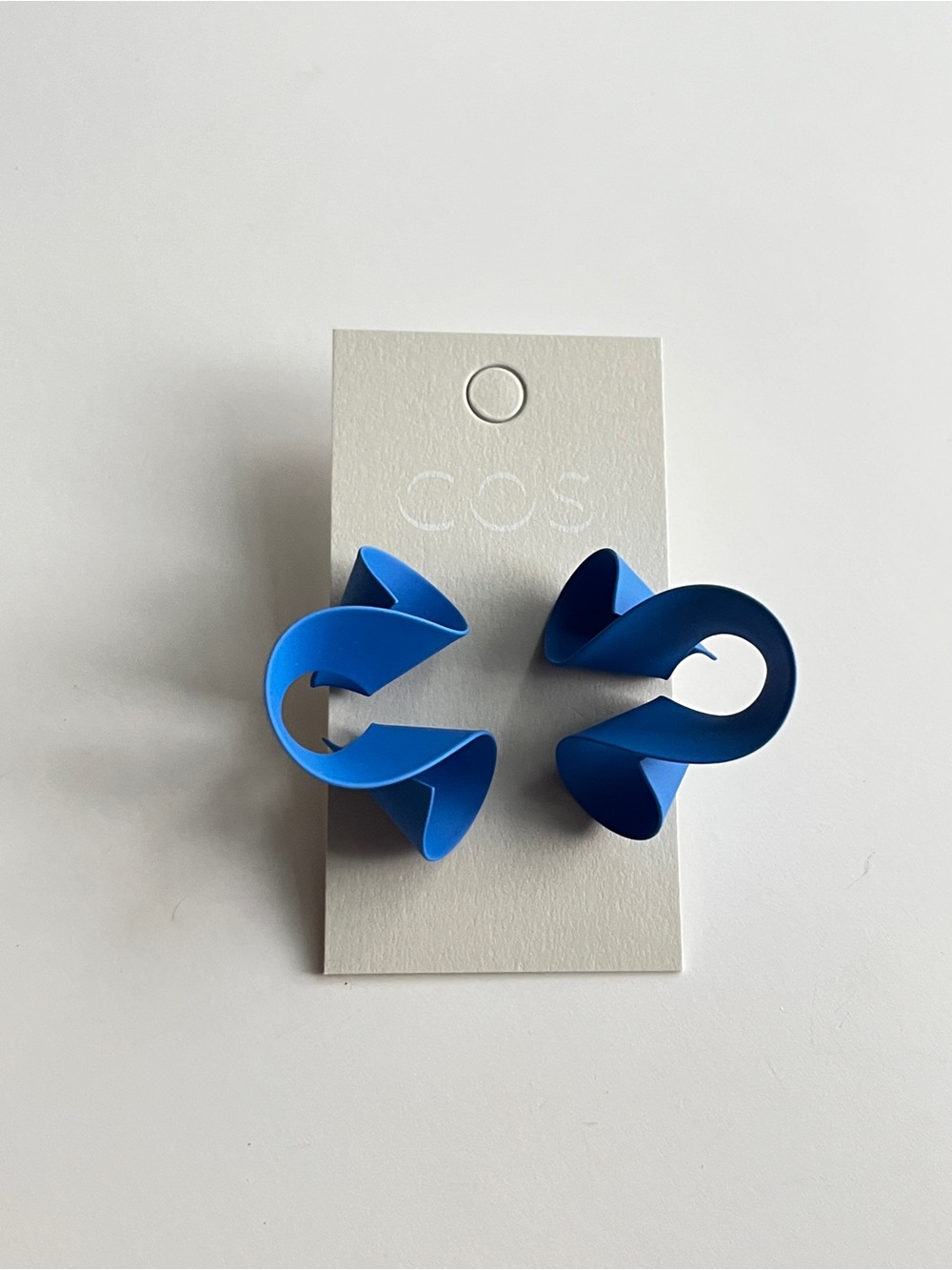 COS Matte Blue Sculptural Hair Clips